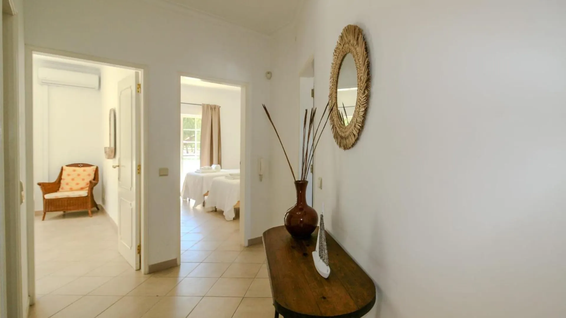 Flh Vilamoura Villa Cardona With Pool